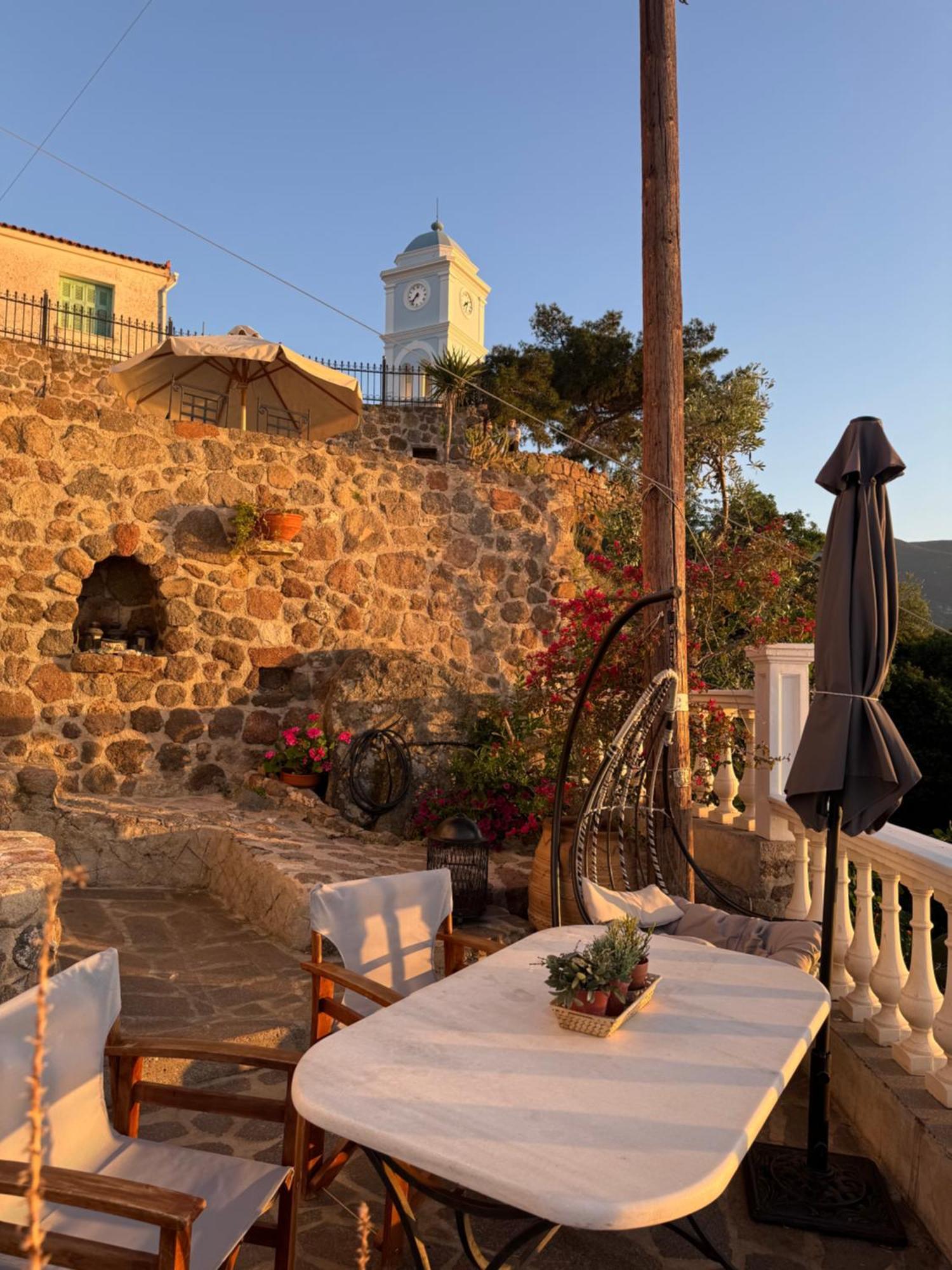 Kasteli Suite Poros Town Exteriér fotografie